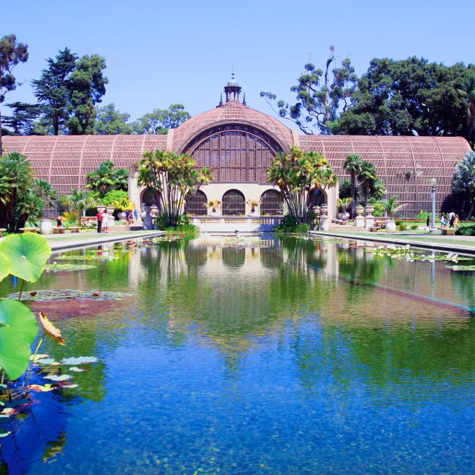 聖地牙哥巴爾博亞公園的睡蓮池 聖地牙哥巴爾博亞公園的睡蓮池