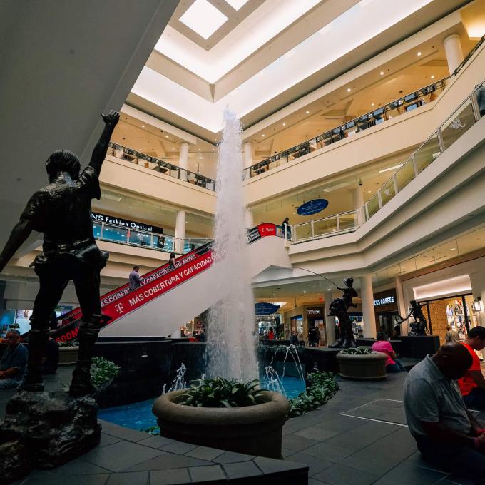 Plaza Las Américas mall in San Juan, Puerto Rico Plaza Las Américas mall in San Juan, Puerto Rico