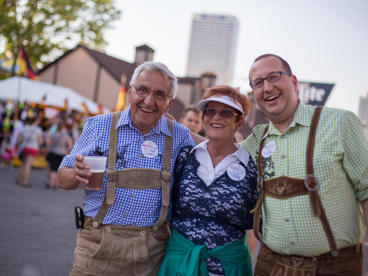 Dégustation de bière lors de la German Fest Dégustation de bière lors de la German Fest