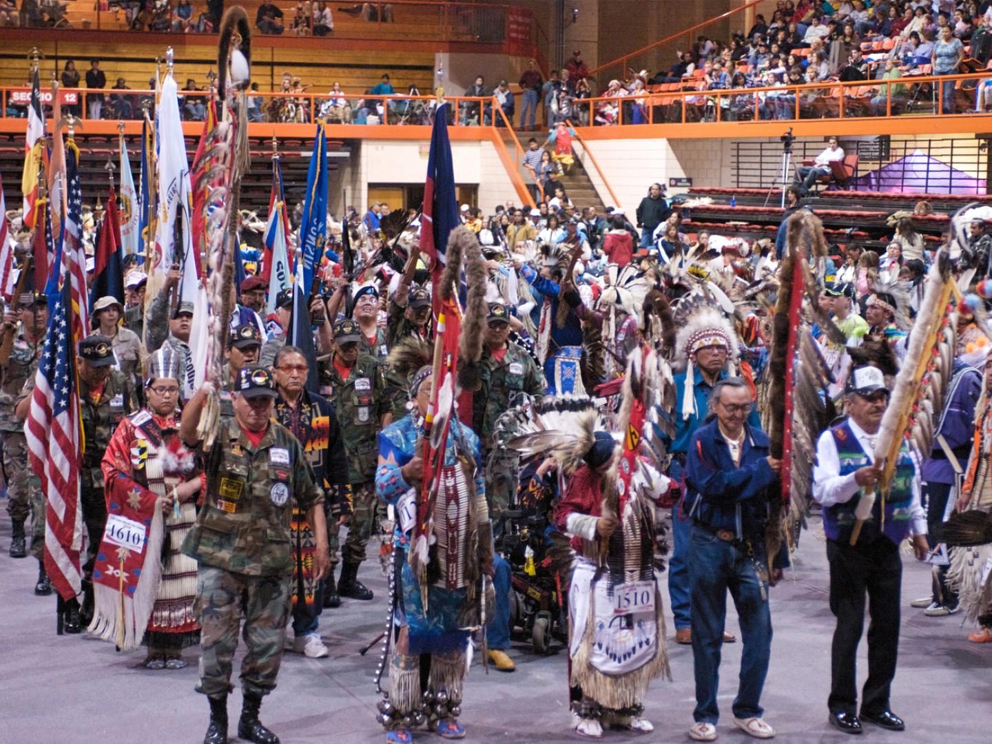 Procession lors du Black Hills Powwow Procession lors du Black Hills Powwow