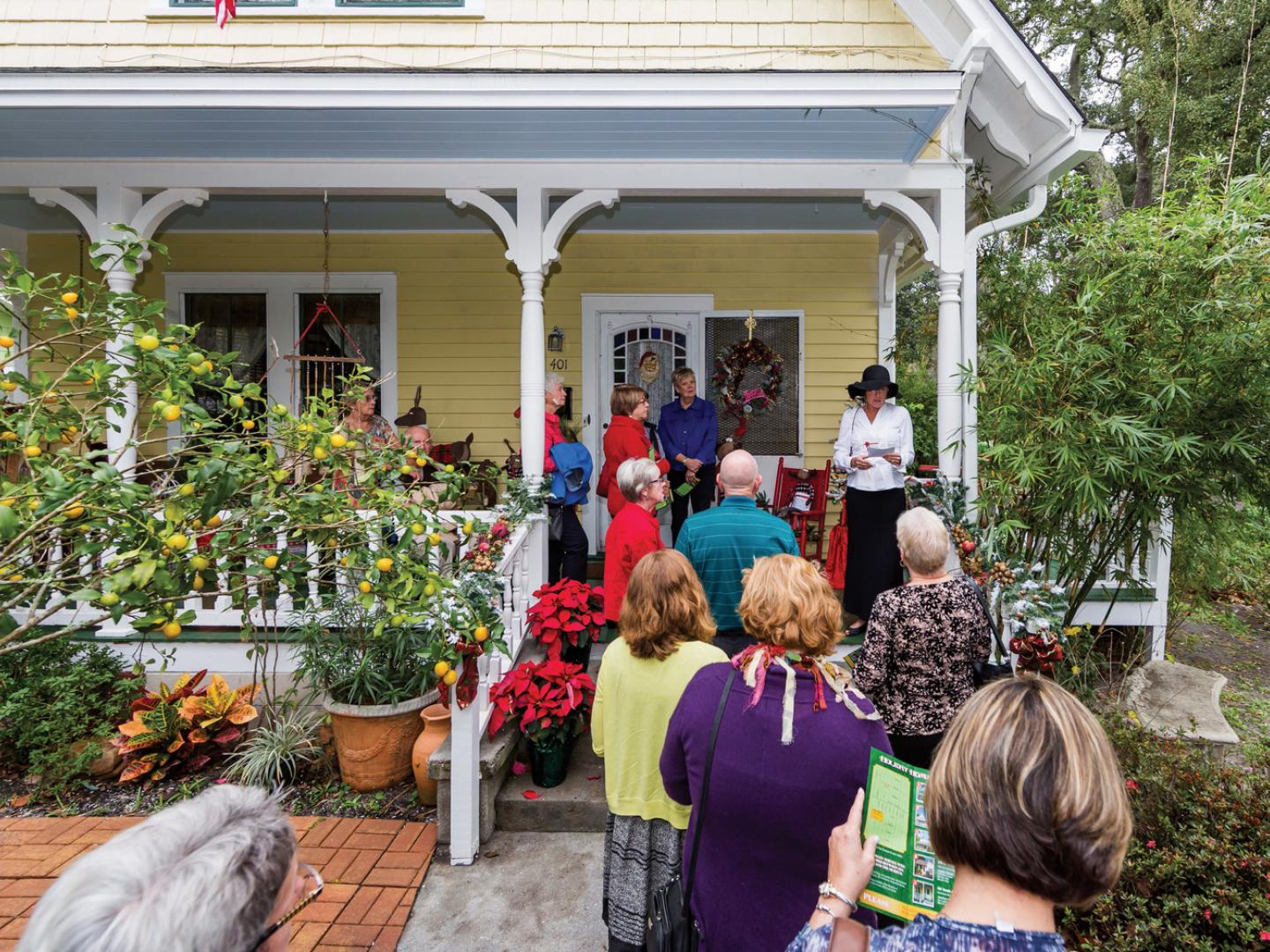 Touring historic and elegant homes during the Amelia Island Museum of History Holiday Home Tour Touring historic and elegant homes during the Amelia Island Museum of History Holiday Home Tour