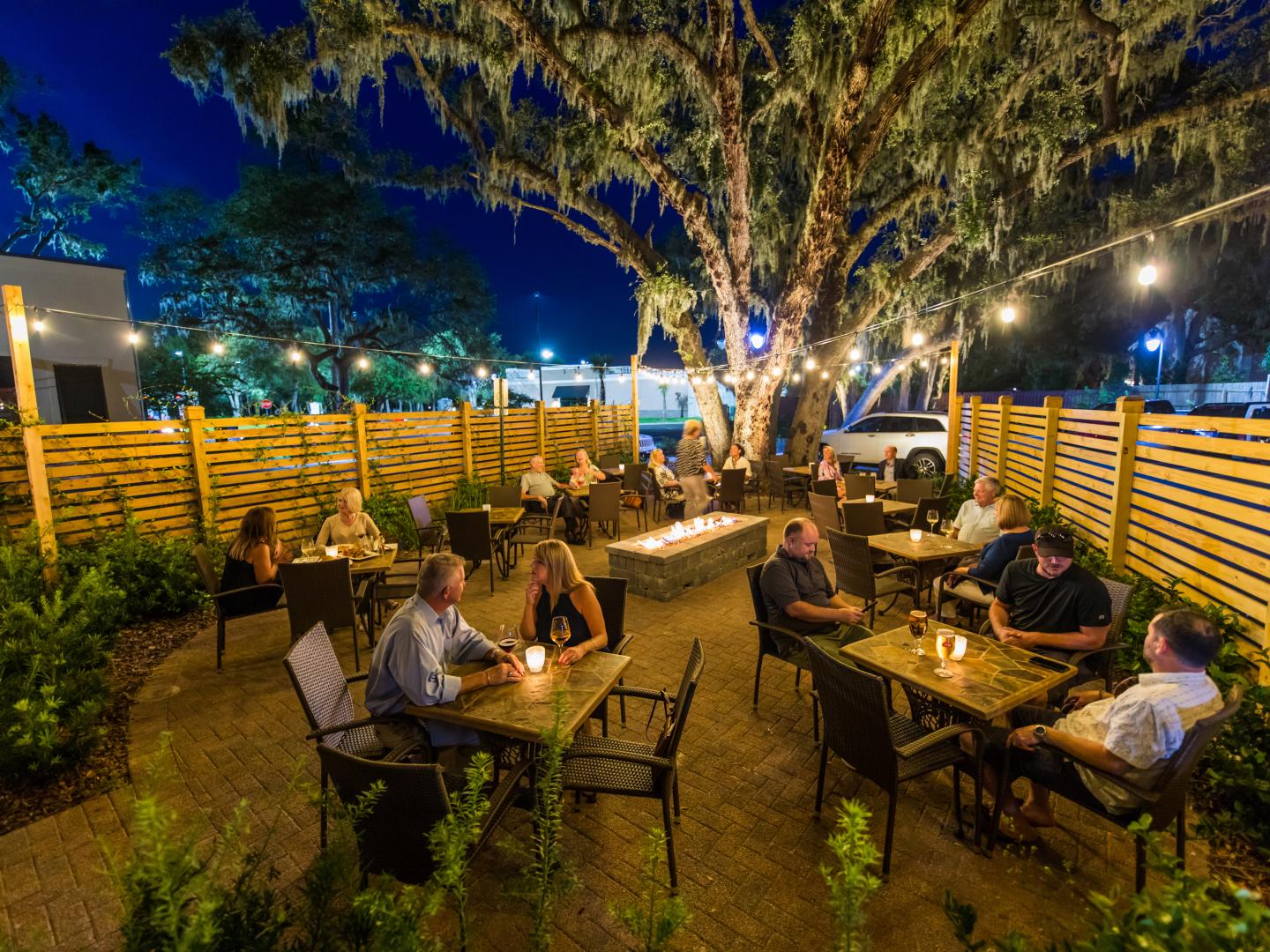 Dining on the patio at Lagniappe restaurant in Amelia Island, Florida Dining on the patio at Lagniappe restaurant in Amelia Island, Florida