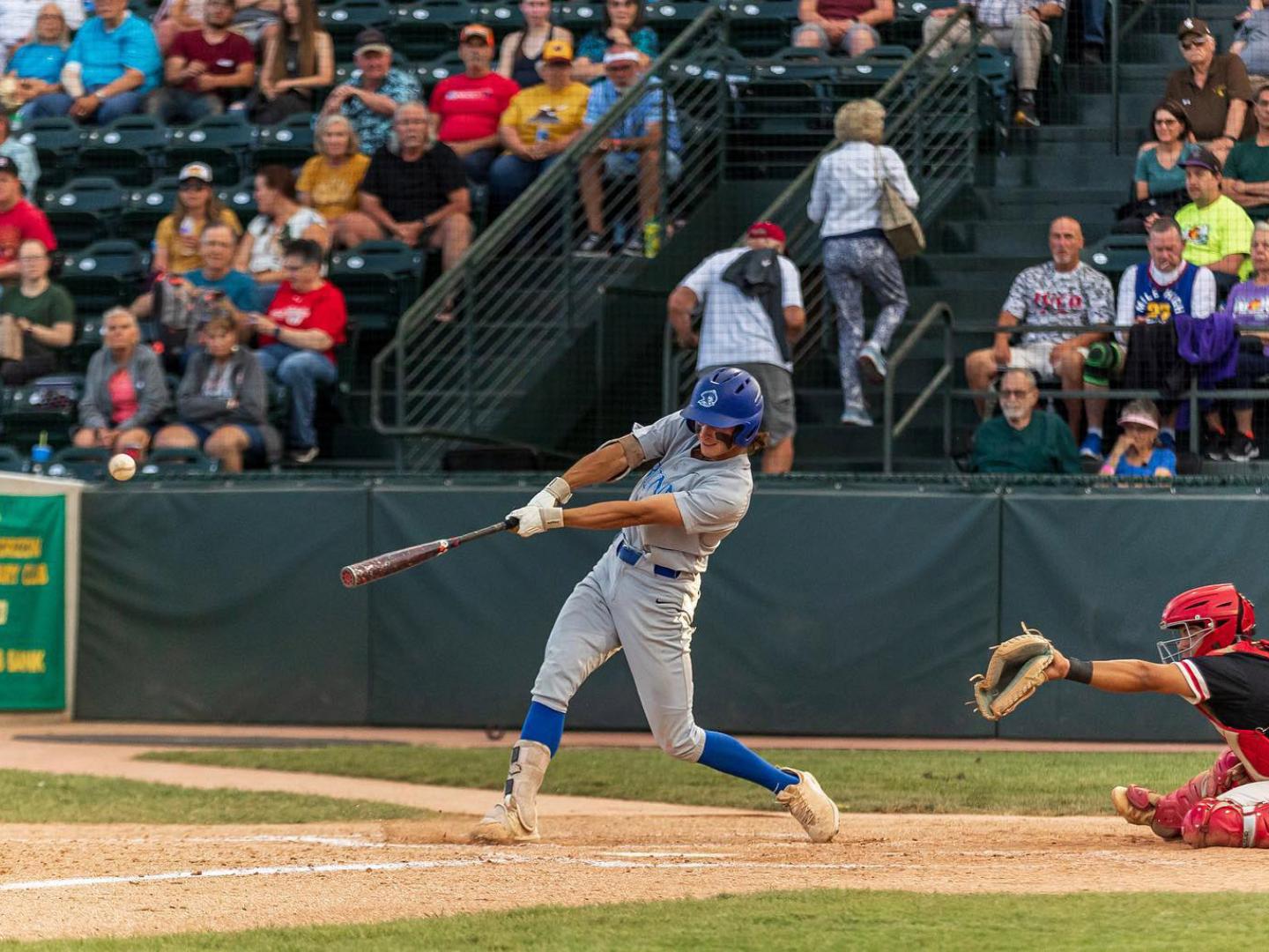 Baseball-Nachwuchs bei der Junior College World Series in Grand Junction, Colorado Baseball-Nachwuchs bei der Junior College World Series in Grand Junction, Colorado