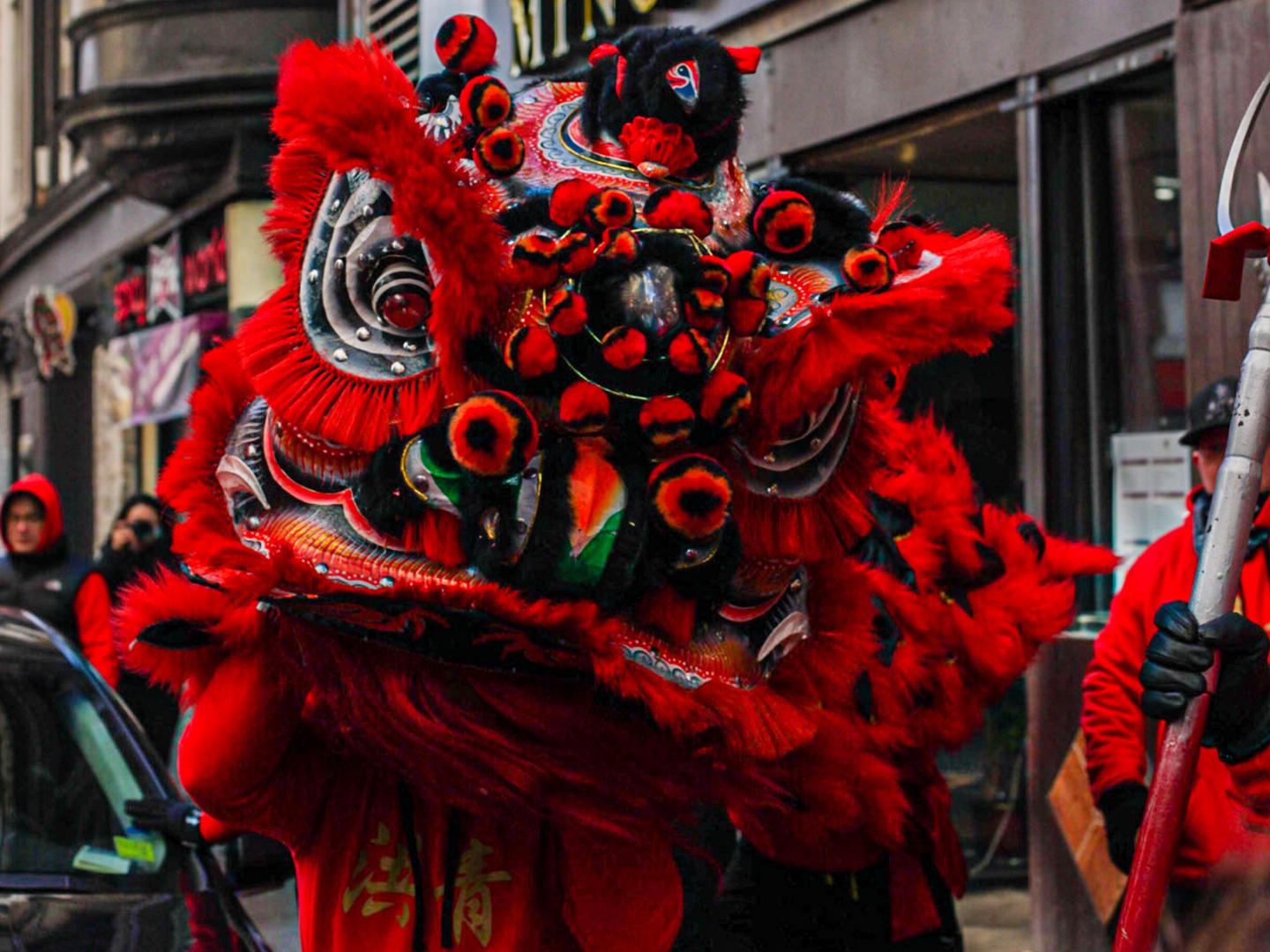 Festliche Parade anlässlich des chinesischen Neujahrsfests in Boston, Massachusetts Festliche Parade anlässlich des chinesischen Neujahrsfests in Boston, Massachusetts