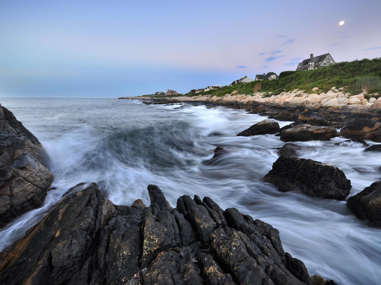 Rocky shores of Narragansett Bay in Rhode Island Rocky shores of Narragansett Bay in Rhode Island
