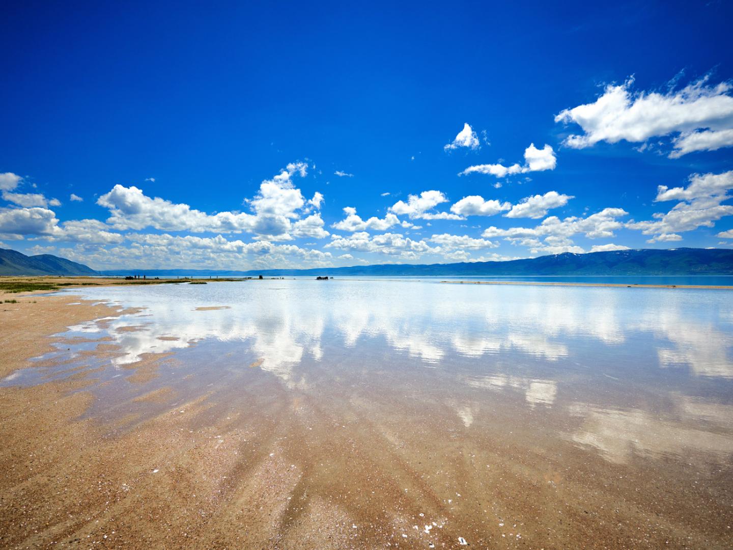 Clear waters and blue skies at Bear Lake State Park Clear waters and blue skies at Bear Lake State Park