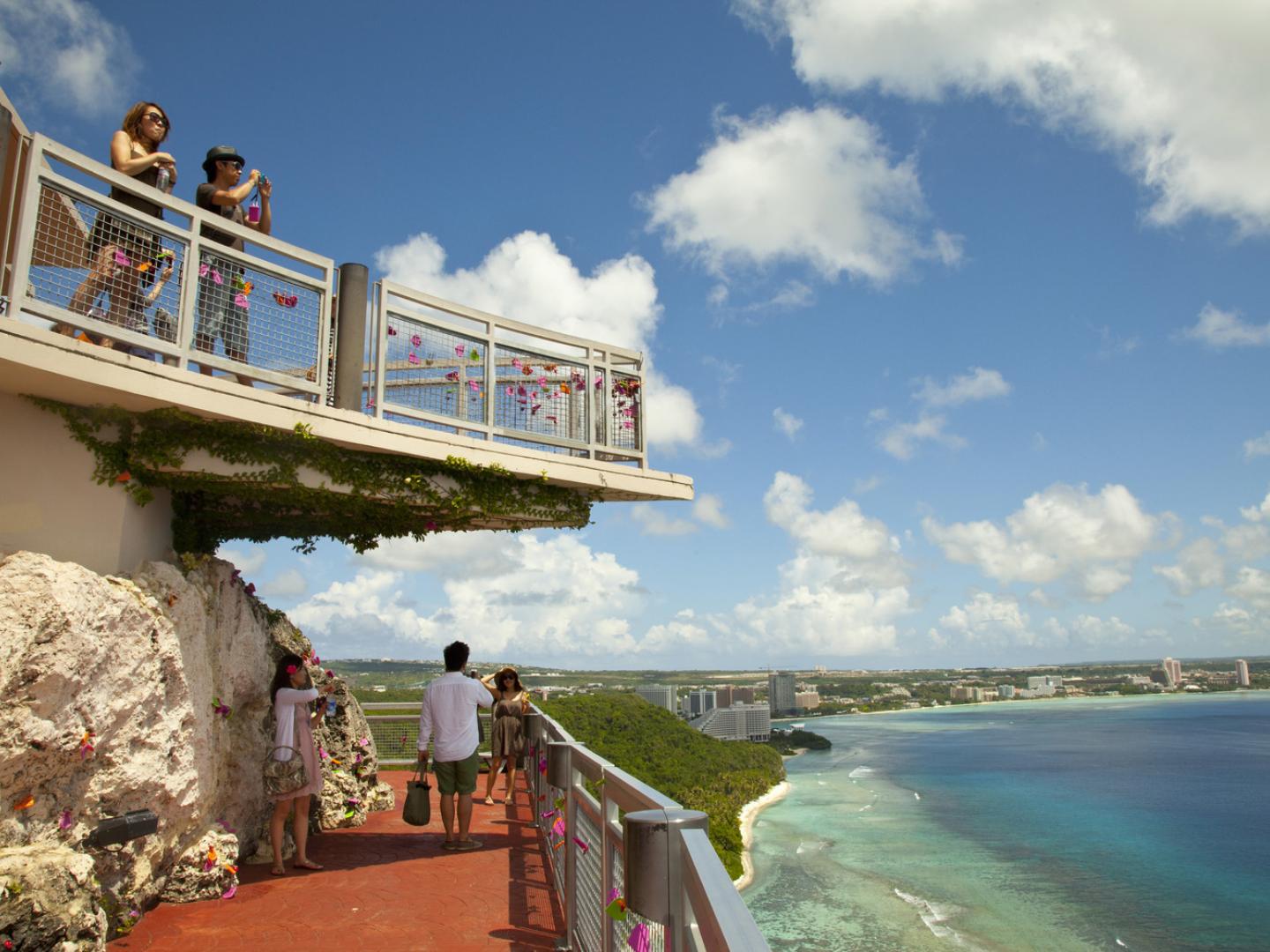 Stunning views and photo opportunities from Two Lovers Point Stunning views and photo opportunities from Two Lovers Point