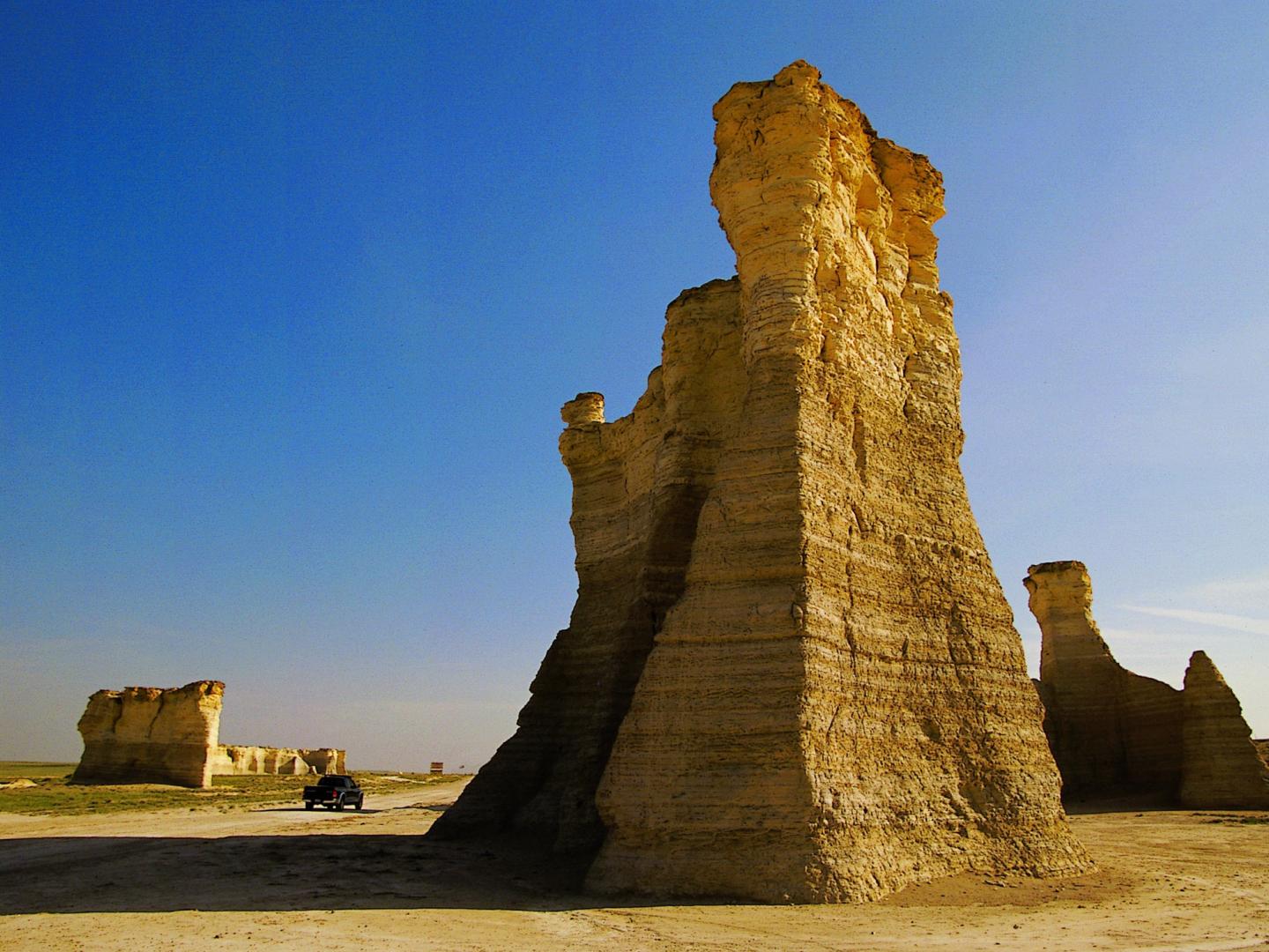 80 million-year-old Monument Rocks, sometimes called Chalk Pyramids, in northwestern Kansas 80 million-year-old Monument Rocks, sometimes called Chalk Pyramids, in northwestern Kansas