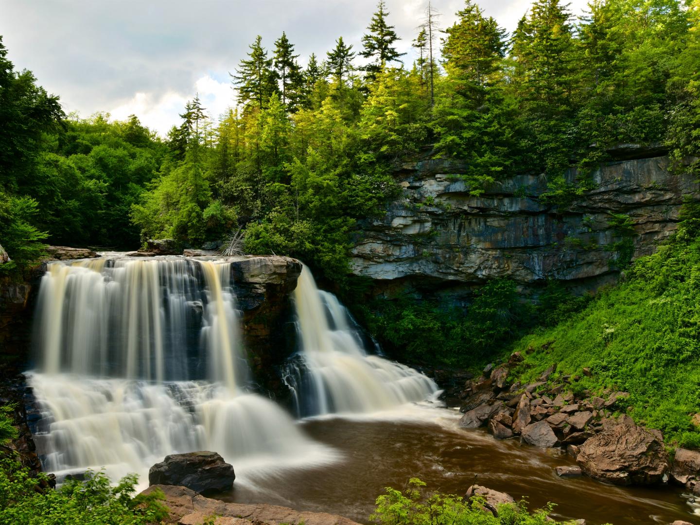 El Blackwater Falls State Park en Davis, Virginia-Occidental El Blackwater Falls State Park en Davis, Virginia-Occidental