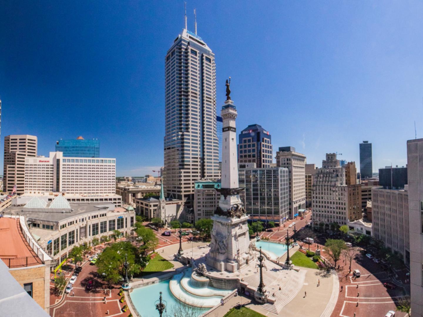Monument Circle, el epicentro de Indianápolis, Indiana Monument Circle, el epicentro de Indianápolis, Indiana