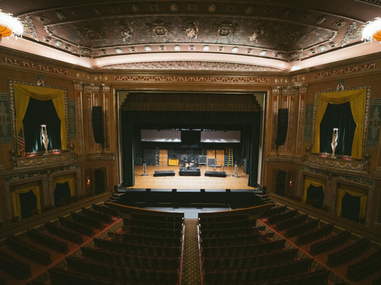 Interior of the Capitol Theatre in Wheeling, West Virginia Interior of the Capitol Theatre in Wheeling, West Virginia