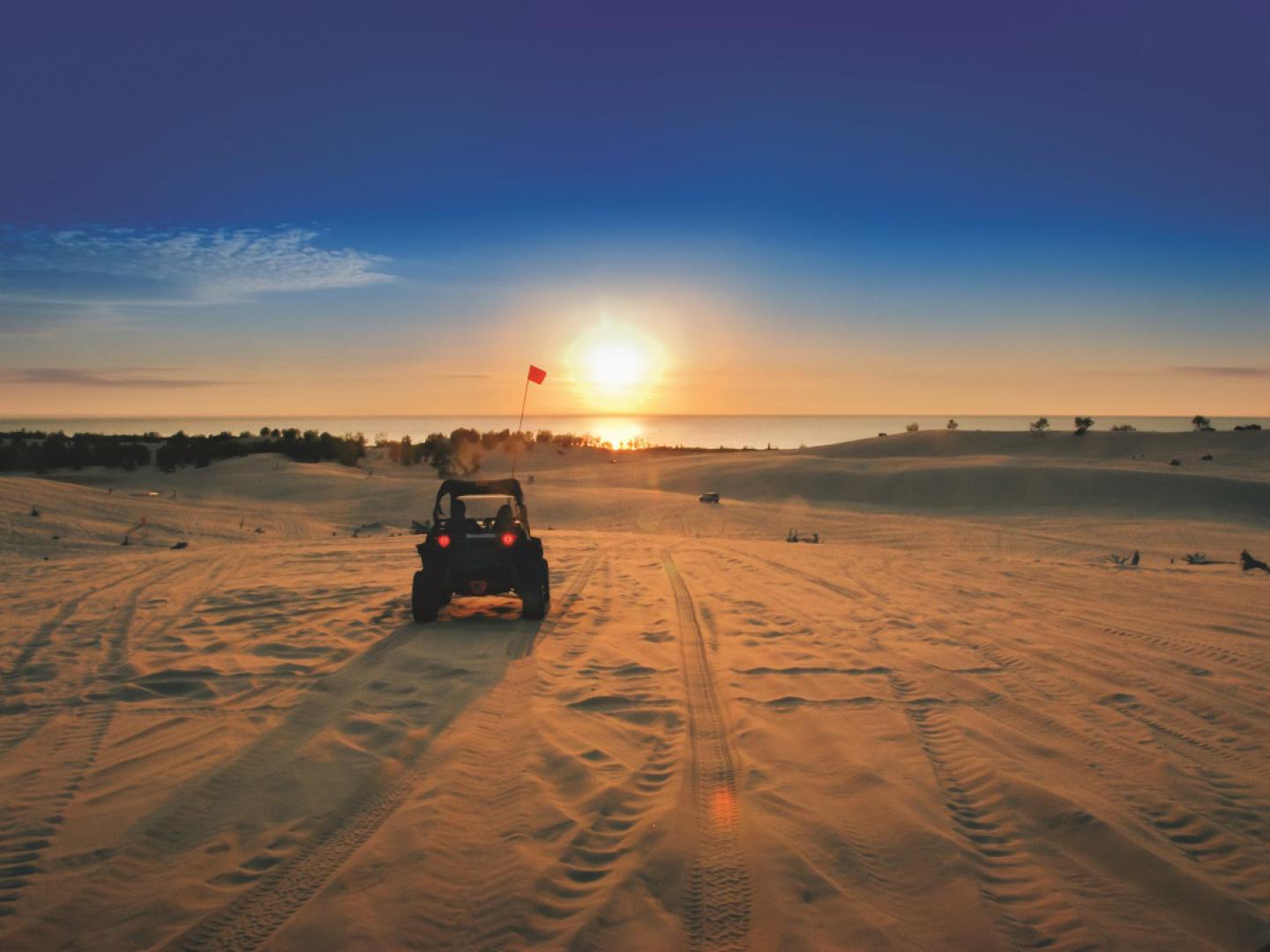 Exploring Silver Lake Sand Dunes, Michigan, via dune buggy Exploring Silver Lake Sand Dunes, Michigan, via dune buggy