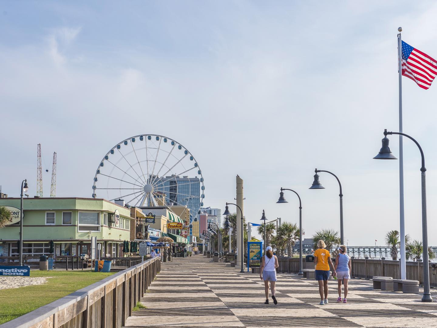 Balade le long de la promenade de Myrtle Beach en Caroline du Sud Balade le long de la promenade de Myrtle Beach en Caroline du Sud