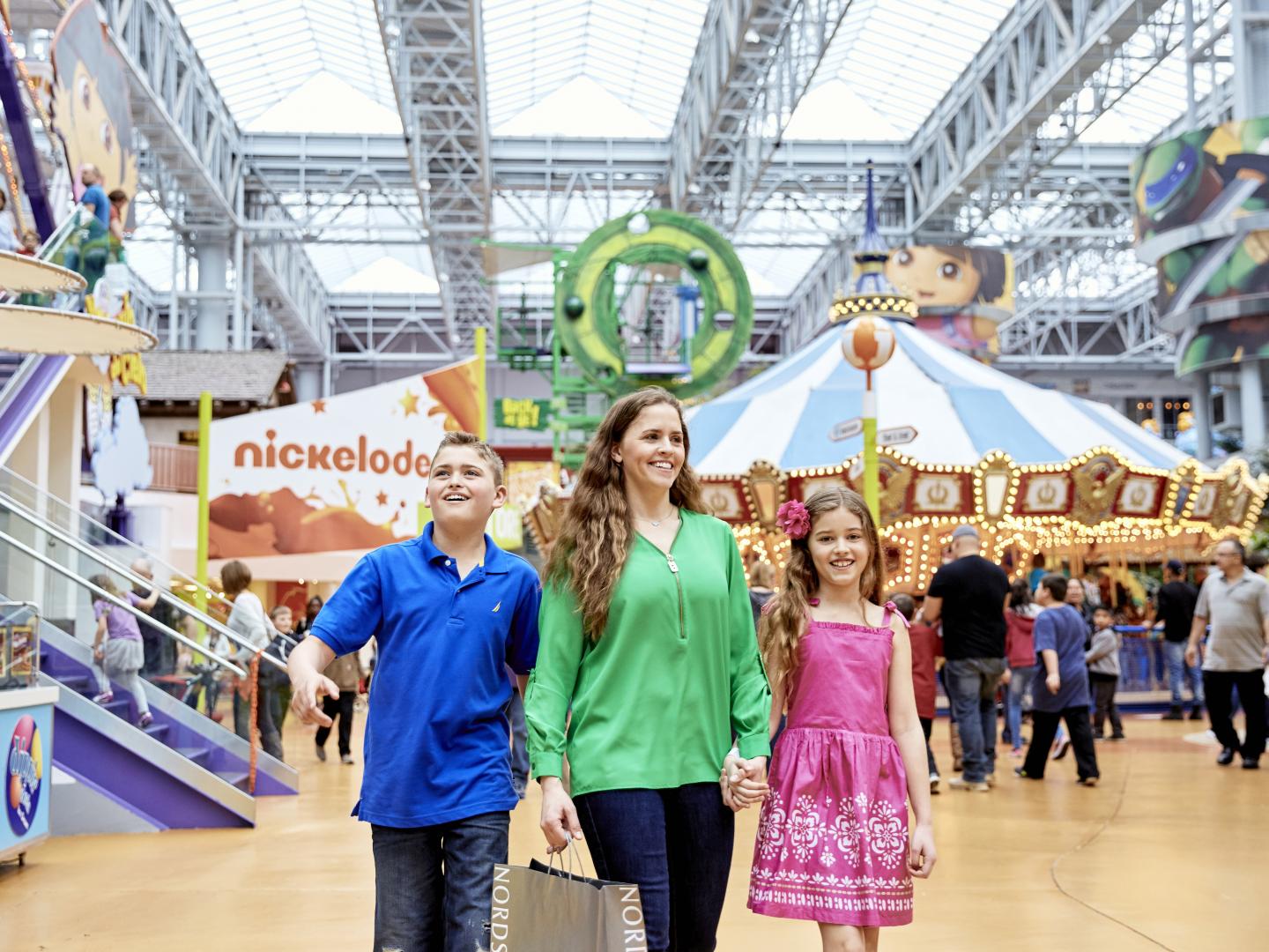 Exploring Mall of America’s Nickelodeon Universe theme park in Bloomington, Minnesota Exploring Mall of America’s Nickelodeon Universe theme park in Bloomington, Minnesota