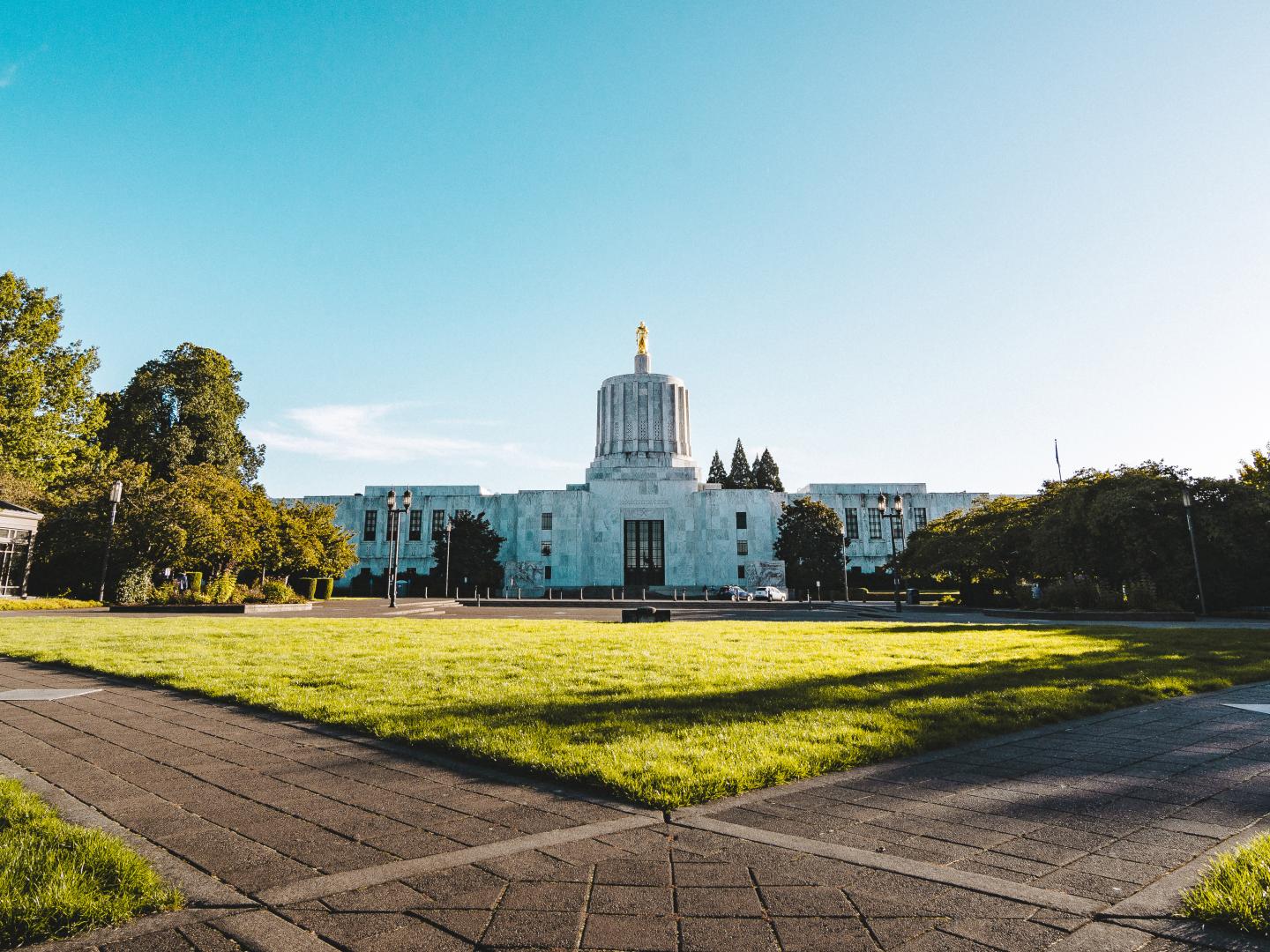 A beautiful day at the Oregon State Capitol in Salem, Oregon A beautiful day at the Oregon State Capitol in Salem, Oregon