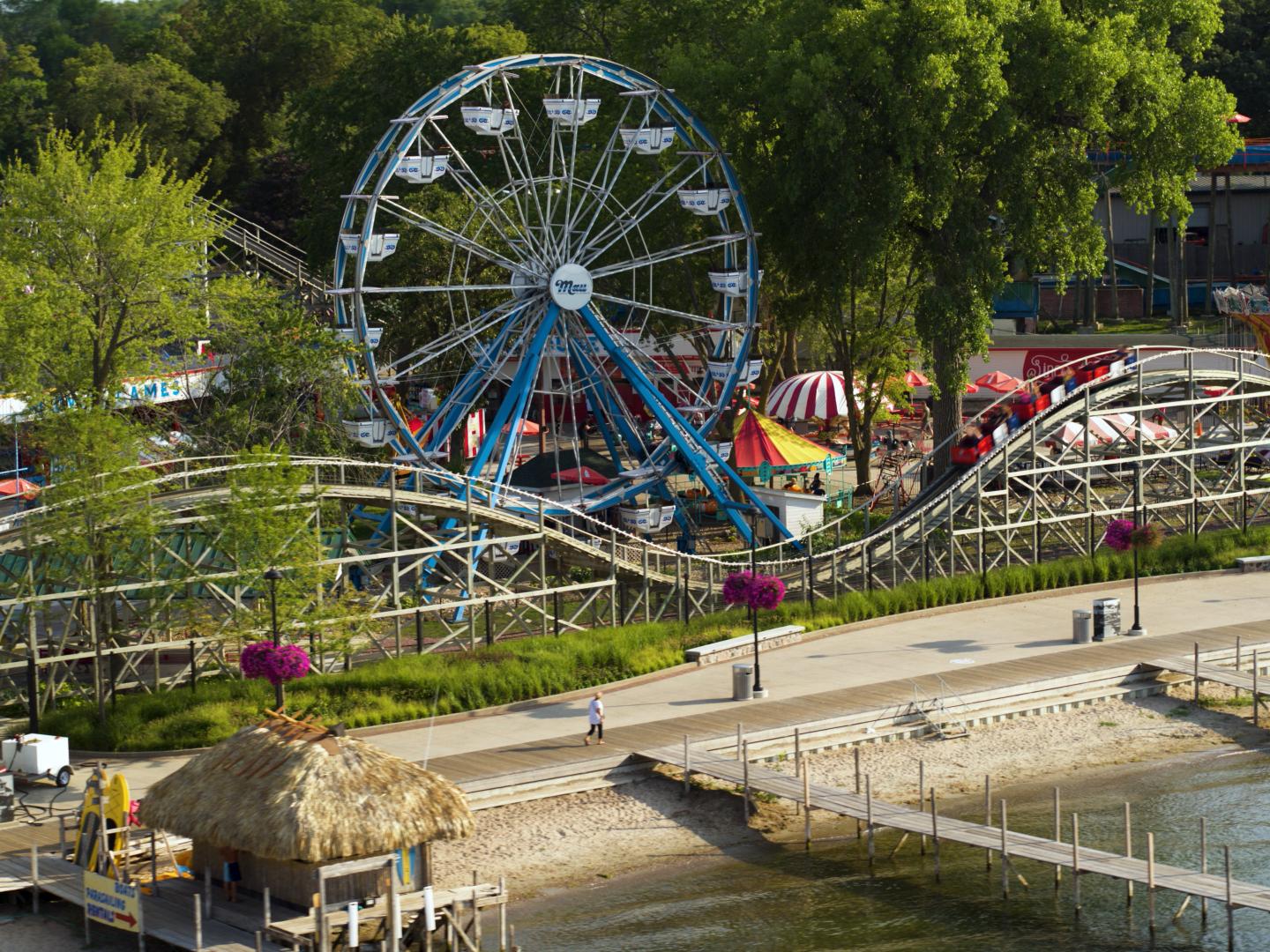Arnolds Park Amusement Park in Arnolds Park, Iowa Arnolds Park Amusement Park in Arnolds Park, Iowa