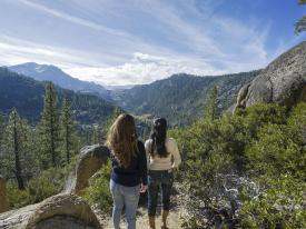 Epic views from the Sonora Pass Hiking Trail near Tuolumne, California