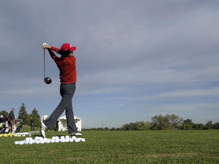 Primer golpe del juego en un evento de golf en Albertsons Boise Open Primer golpe del juego en un evento de golf en Albertsons Boise Open
