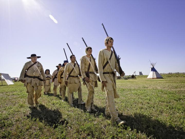 Comédiens en tenues d'époque lors des Clark Days où les visiteurs peuvent en apprendre plus sur l'histoire du Montana Comédiens en tenues d'époque lors des Clark Days où les visiteurs peuvent en apprendre plus sur l'histoire du Montana