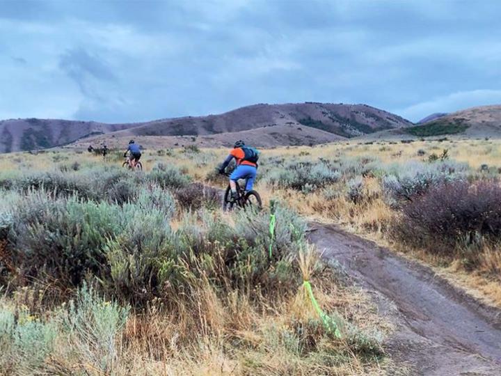 Course de VTT dans le cadre du Pocatello Fall Ultra dans l’Idaho Course de VTT dans le cadre du Pocatello Fall Ultra dans l’Idaho