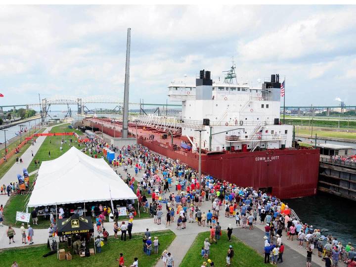 Las Soo Locks durante las celebraciones del Día del Ingeniero Las Soo Locks durante las celebraciones del Día del Ingeniero