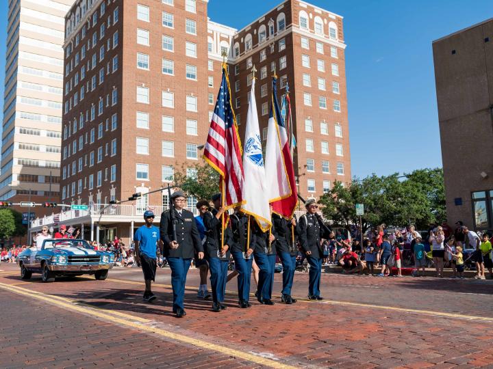 Das Event Fourth on Broadway in Lubbock, Texas Das Event Fourth on Broadway in Lubbock, Texas