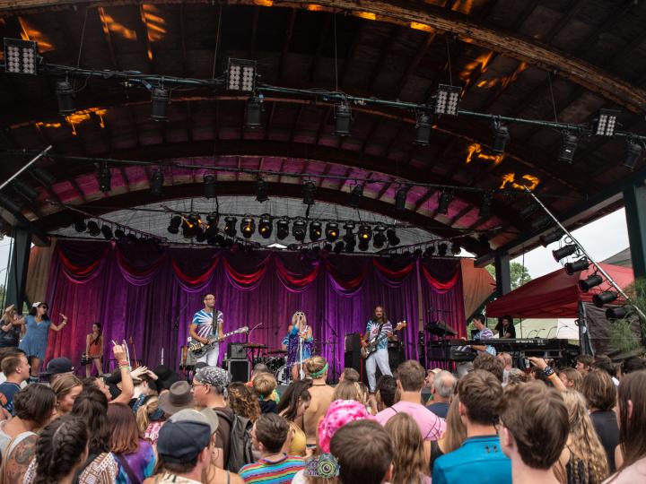 Das Finger Lakes GrassRoots Festival of Music & Dance in Ithaca, New York Das Finger Lakes GrassRoots Festival of Music & Dance in Ithaca, New York