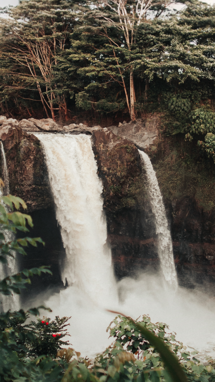 Rainbow Falls in Hilo, Hawaii