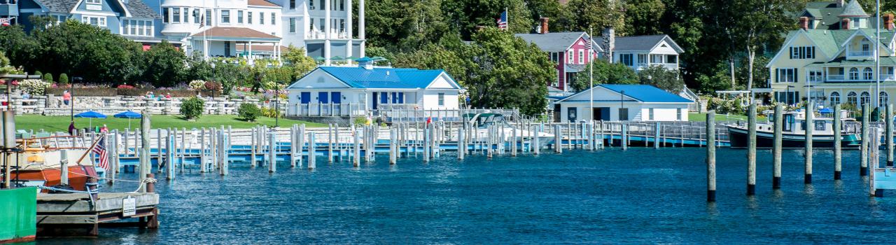 Beautiful homes overlooking the harbor in Mackinac Island Beautiful homes overlooking the harbor in Mackinac Island
