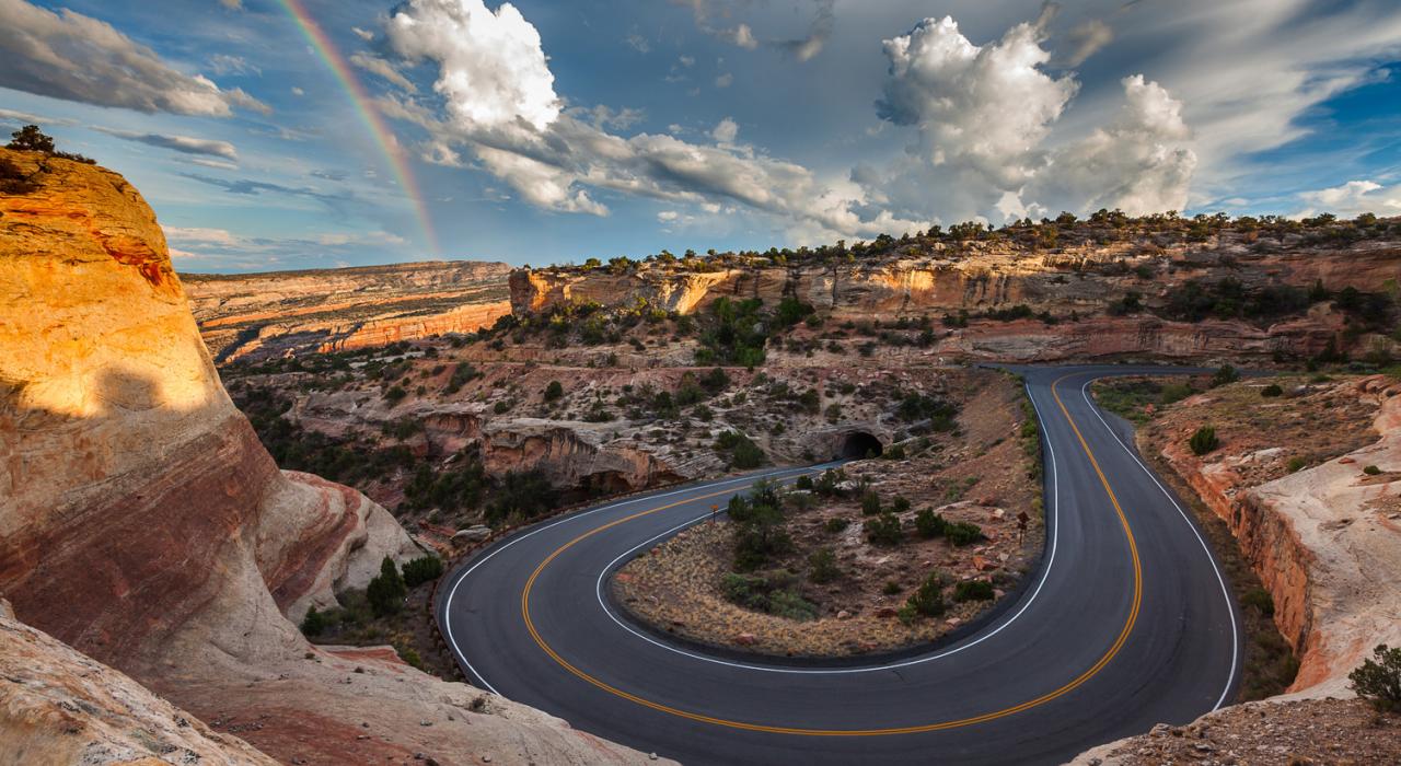 The scenic Rim Rock Drive through the Colorado National Monument The scenic Rim Rock Drive through the Colorado National Monument