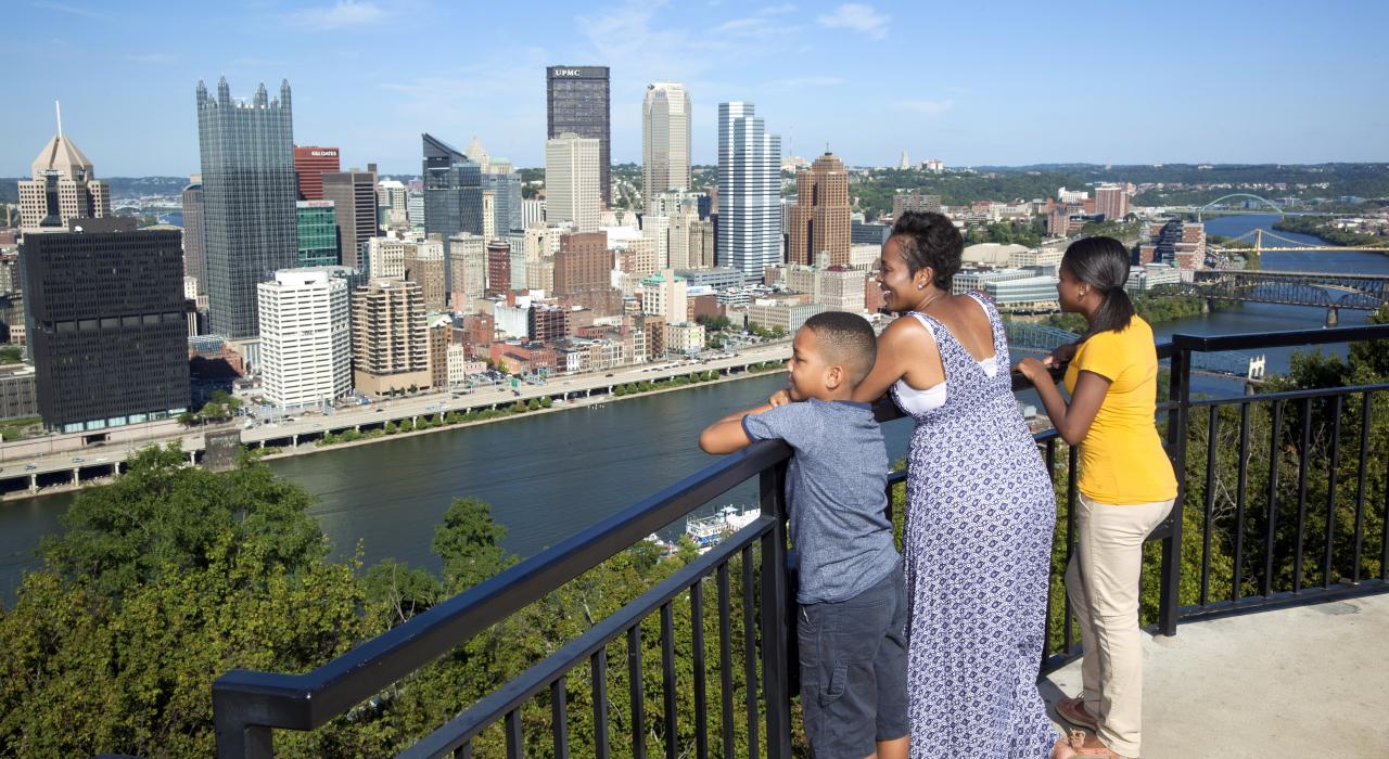 Taking in views of Pittsburgh, Pennsylvania, from the Mt. Washington Overlook Taking in views of Pittsburgh, Pennsylvania, from the Mt. Washington Overlook