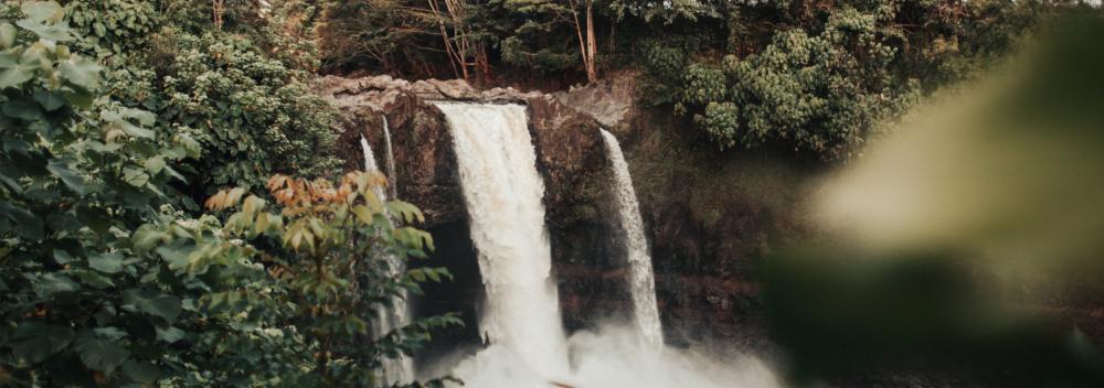 Rainbow Falls waterfall in Hilo, Hawaii