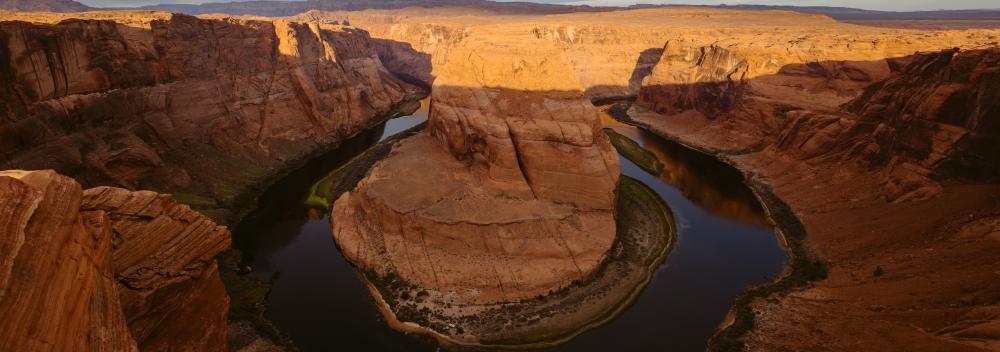 Horseshoe Bend in Glen Canyon National Recreation Area near Page, Arizona